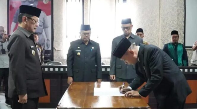 
 M. Firsada Lantik Perana Putra Jadi Penjabat Sekda